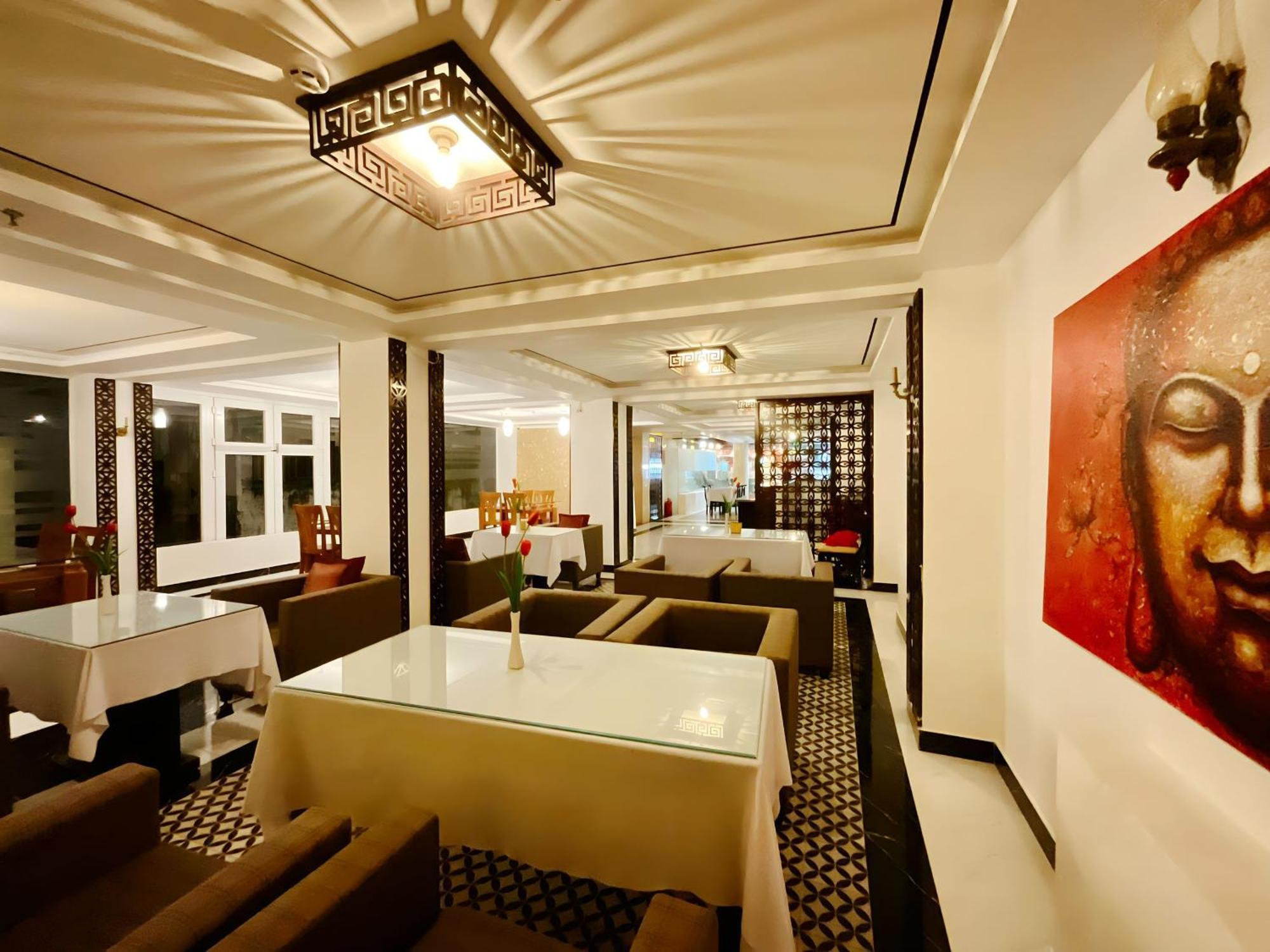 Viet Nam Hotel Hue Exterior photo