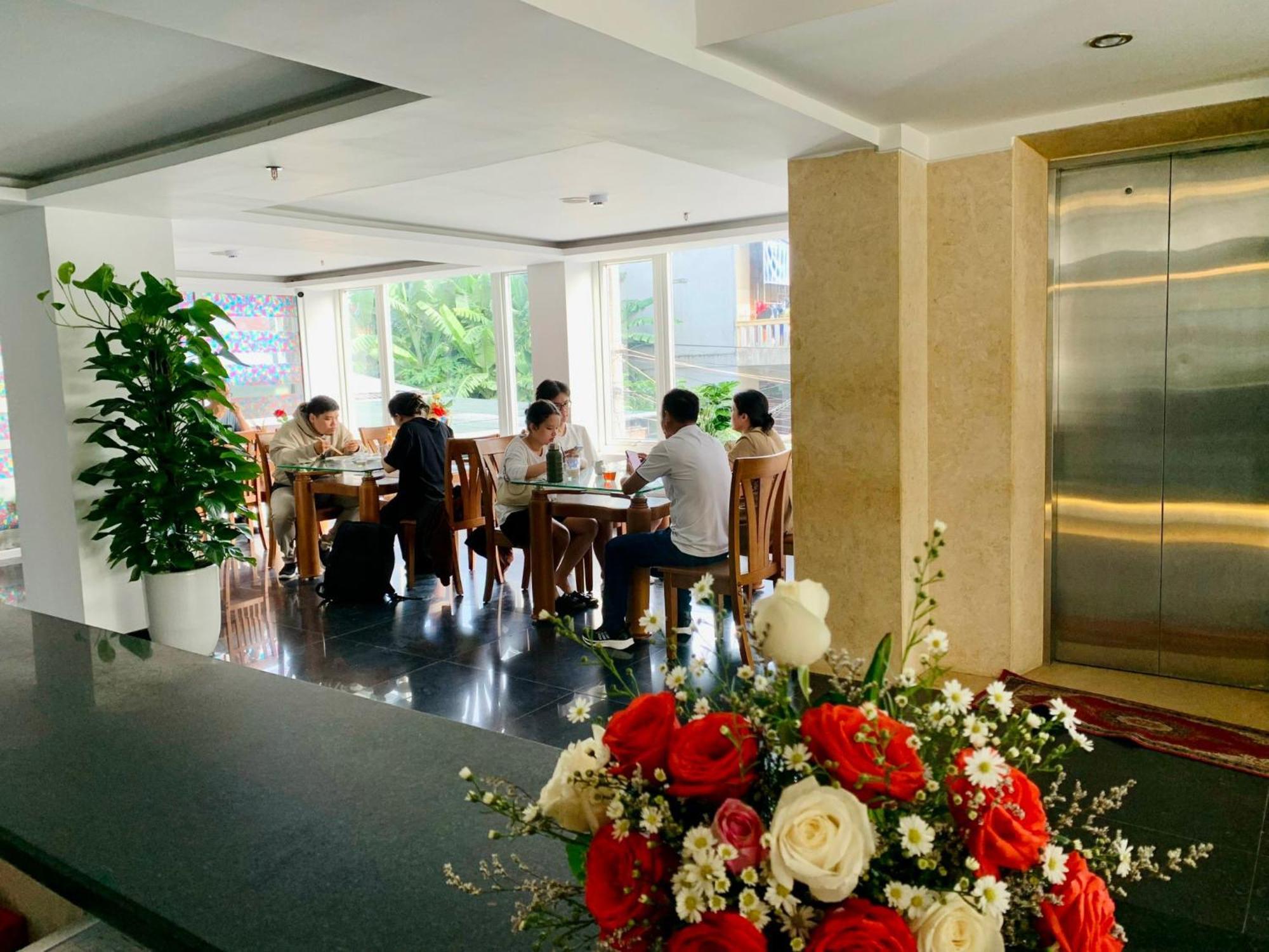 Viet Nam Hotel Hue Exterior photo